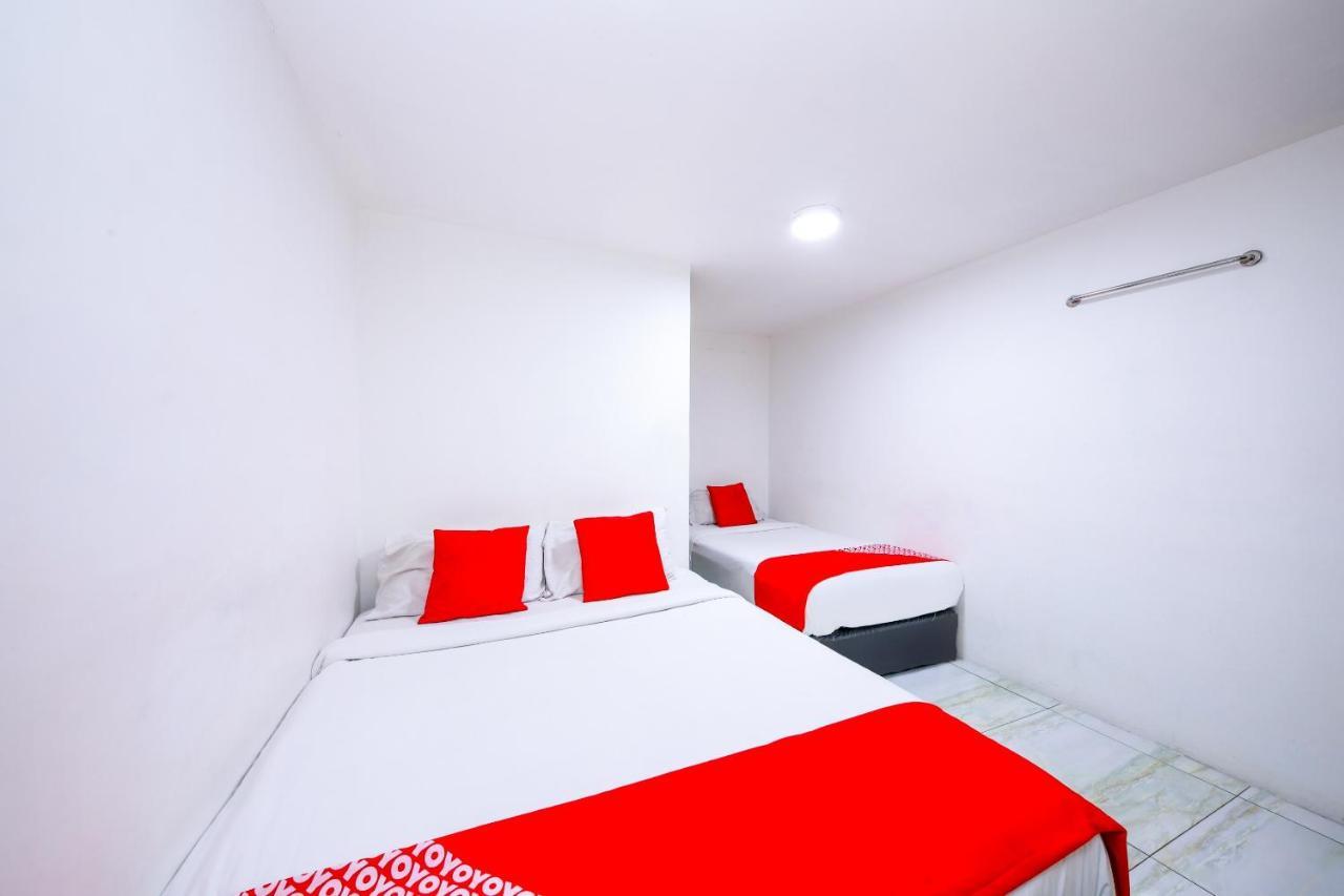 Oyo 334 Everest Hotel Куала-Лумпур Экстерьер фото
