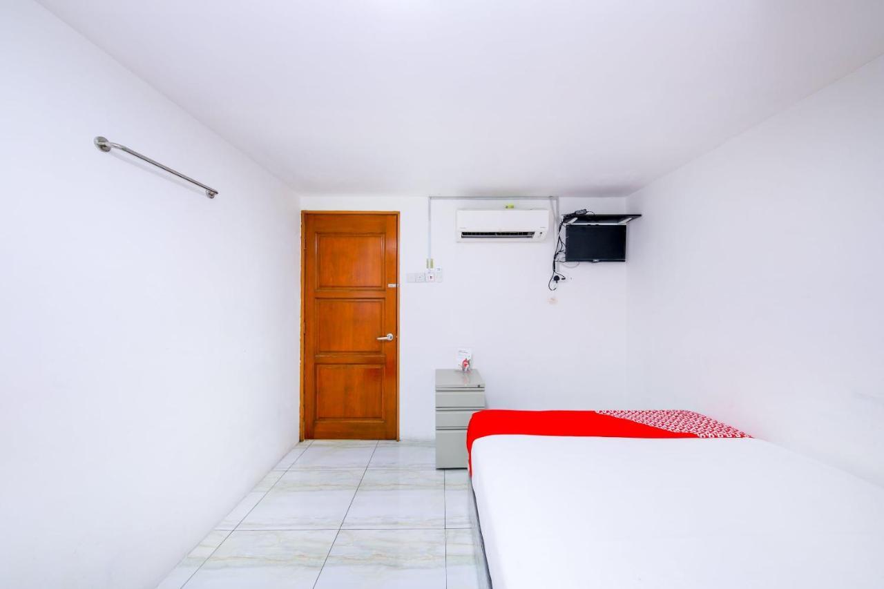 Oyo 334 Everest Hotel Куала-Лумпур Экстерьер фото