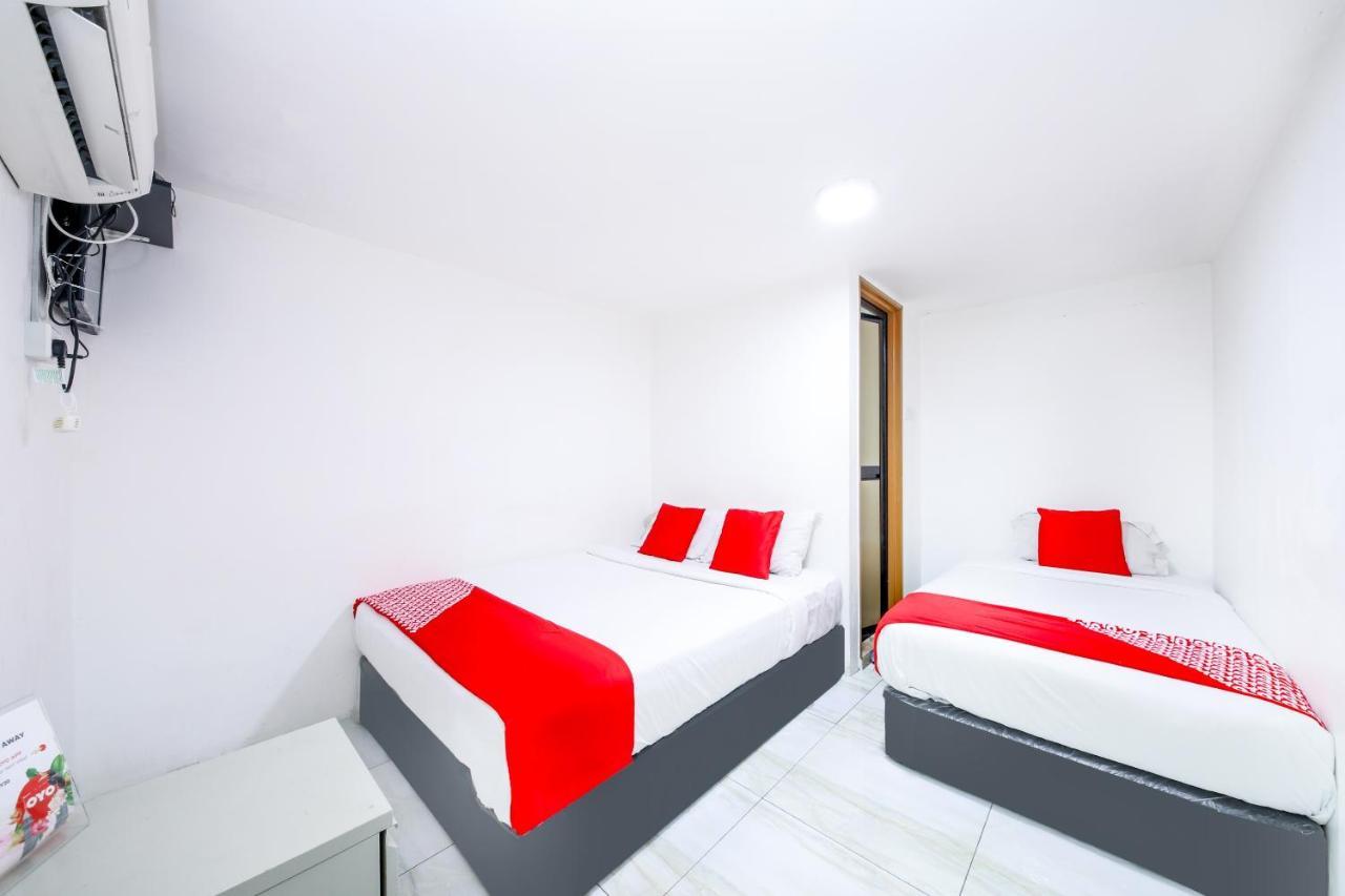 Oyo 334 Everest Hotel Куала-Лумпур Экстерьер фото