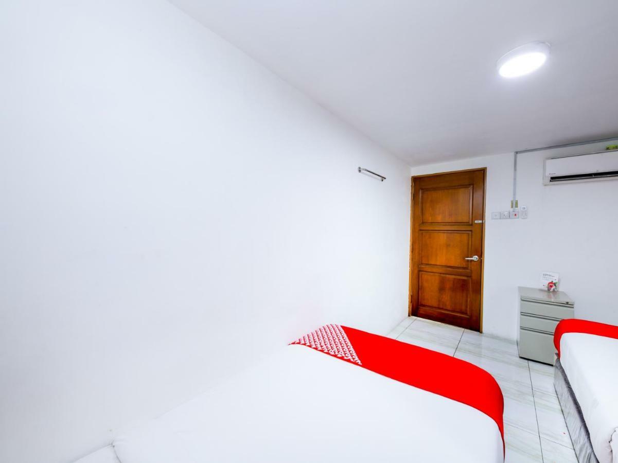 Oyo 334 Everest Hotel Куала-Лумпур Экстерьер фото