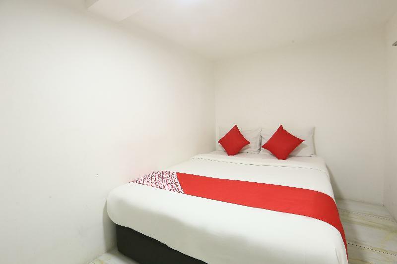Oyo 334 Everest Hotel Куала-Лумпур Экстерьер фото
